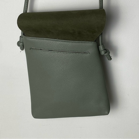 Espe Stylish Green Crossbody Bag - Picture 2 of 15